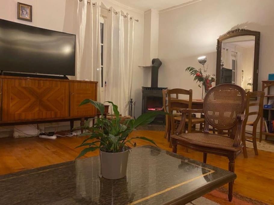 Appartement Le Nid Du Saleys - 70 M2 Centre Ville De Salies-de-Béarn Buitenkant foto
